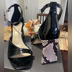 Beautiful details, never used